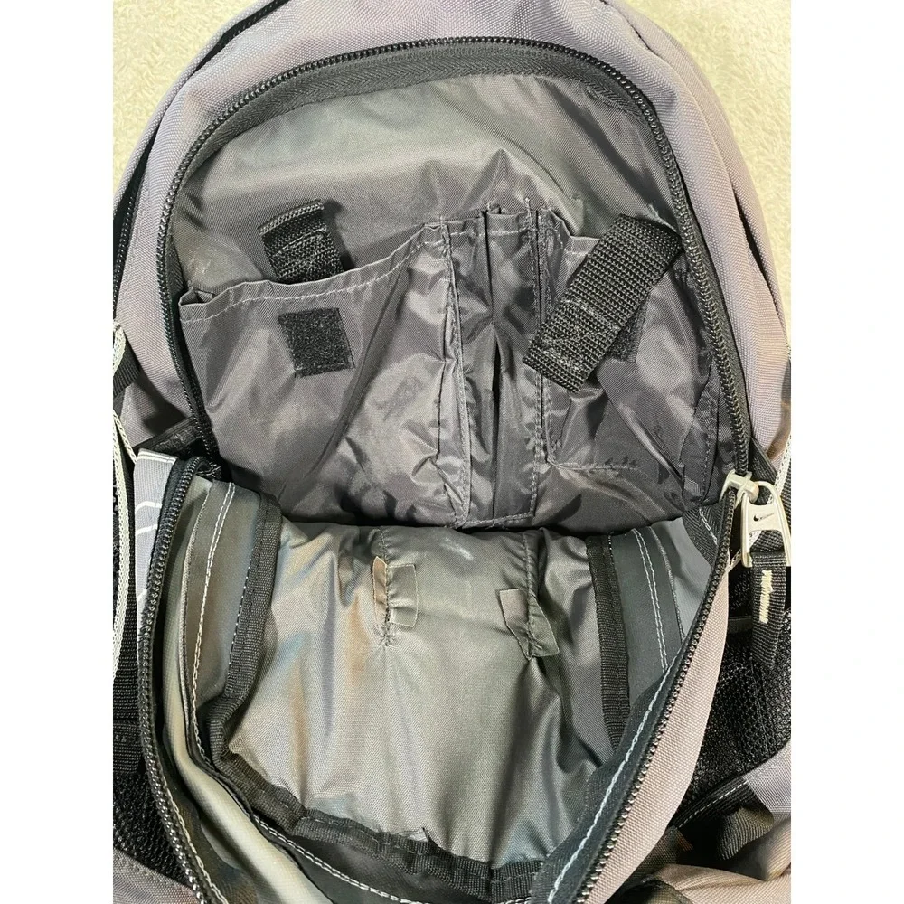 Nike gray black